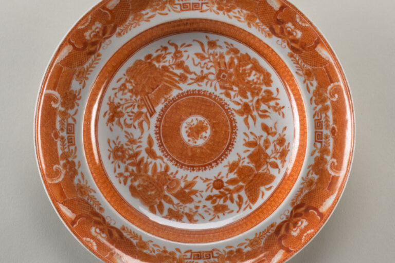 Soup Plate Decorated with Fitzhugh Pattern