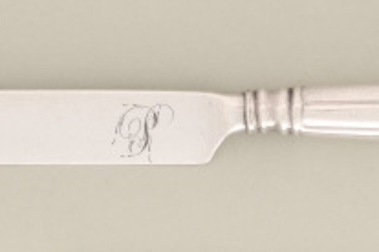 Knife
