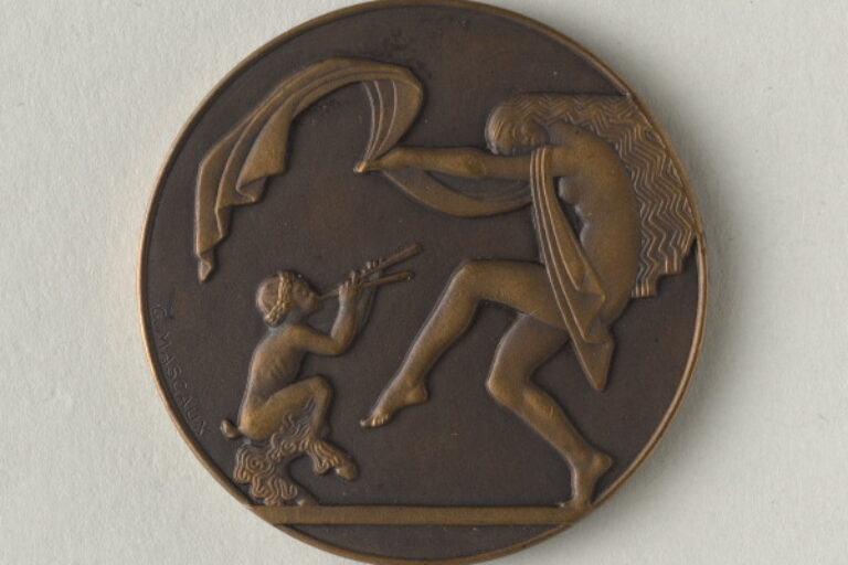 "MUSIC AND DANCE" MEDAL