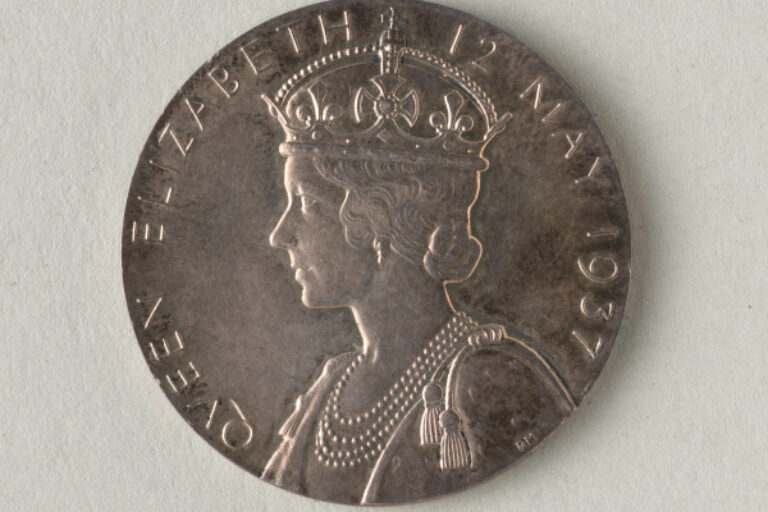 "CORONATION OF GEORGE VI AND QUEEN ELIZABETH II" MEDAL