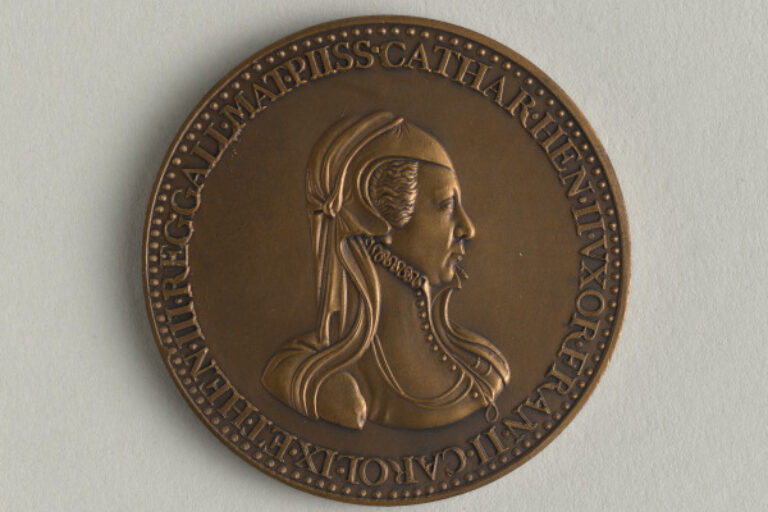 "CATHERINE DE MEDICI" MEDAL