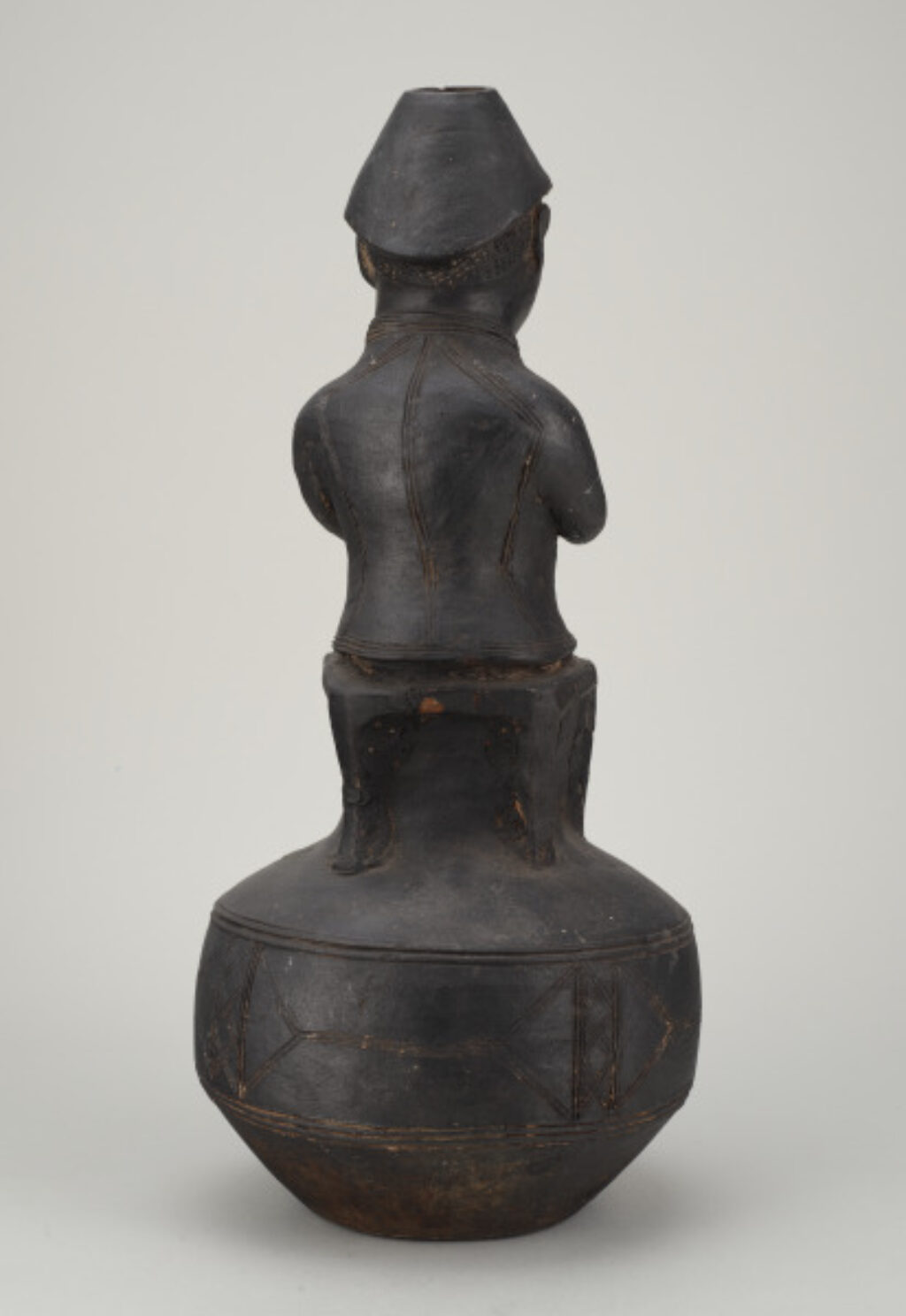 Vessel with Human Figure - Image 4