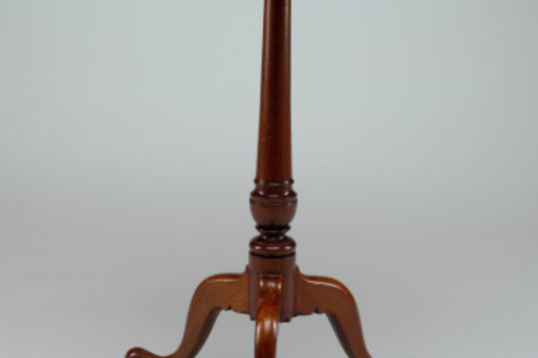 Tilt Top Stand