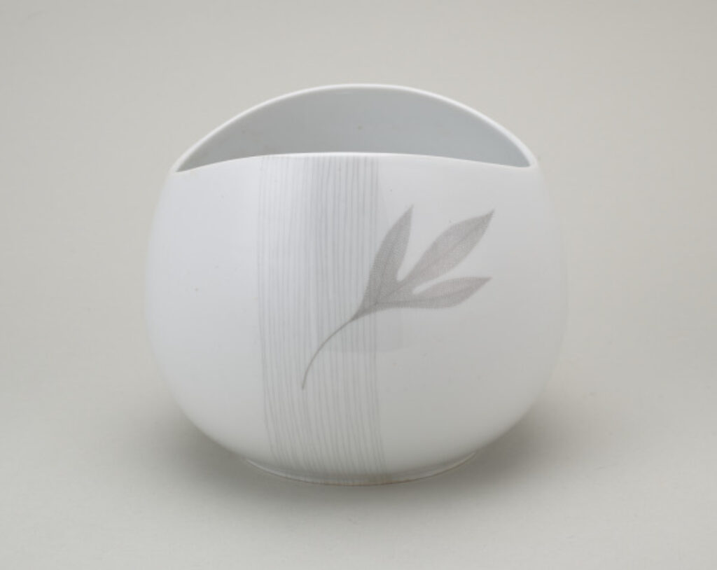 “Golden Oak” Vase - Image 1