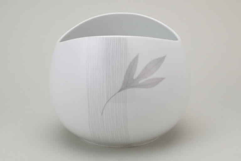 "GOLDEN OAK" VASE