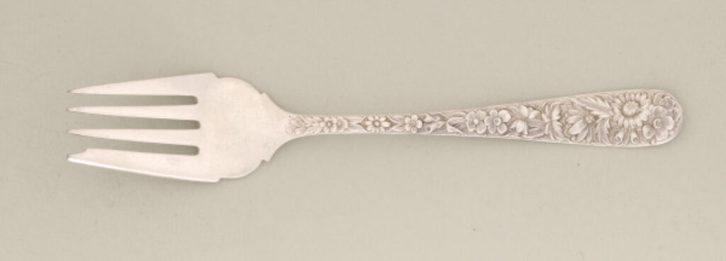 “Repousse” Salad Fork - Image 4