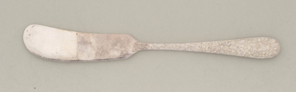 “Rose” Butter Spreader - Image 1