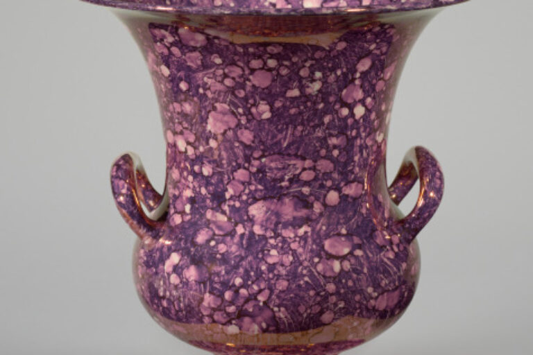 Urn