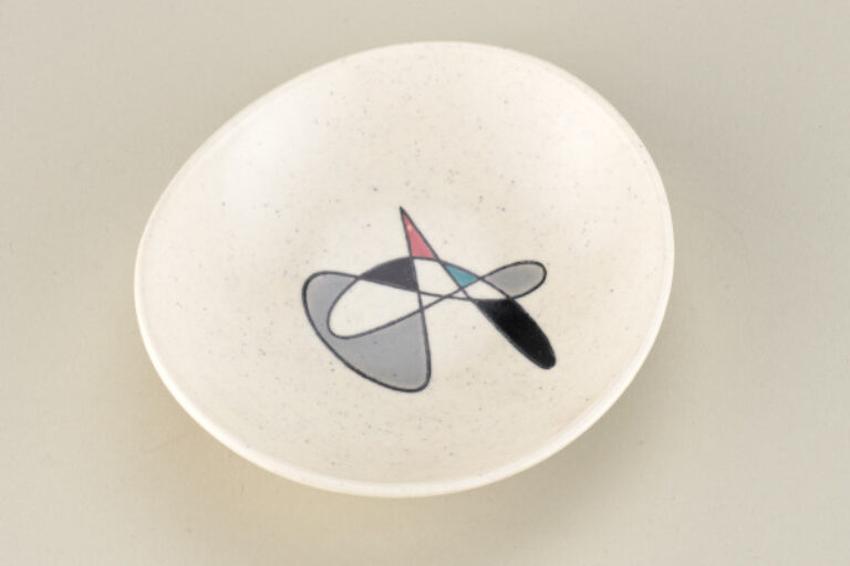 "CALIFORNIA FREE-FORM" BOWL