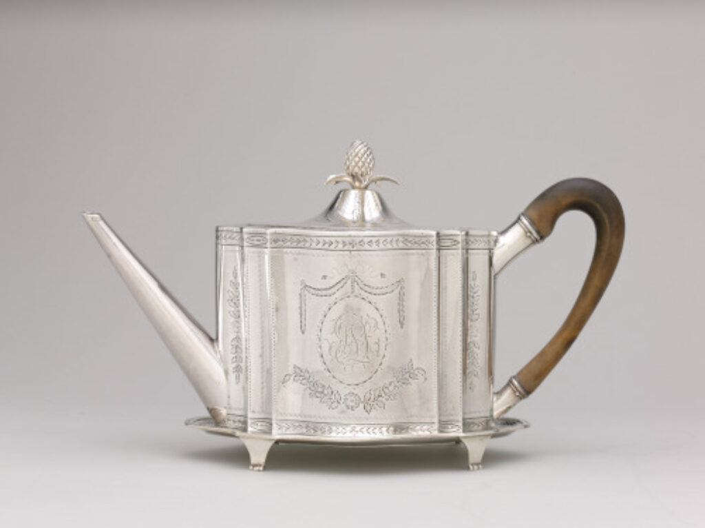 Teapot with Stand - Image 1