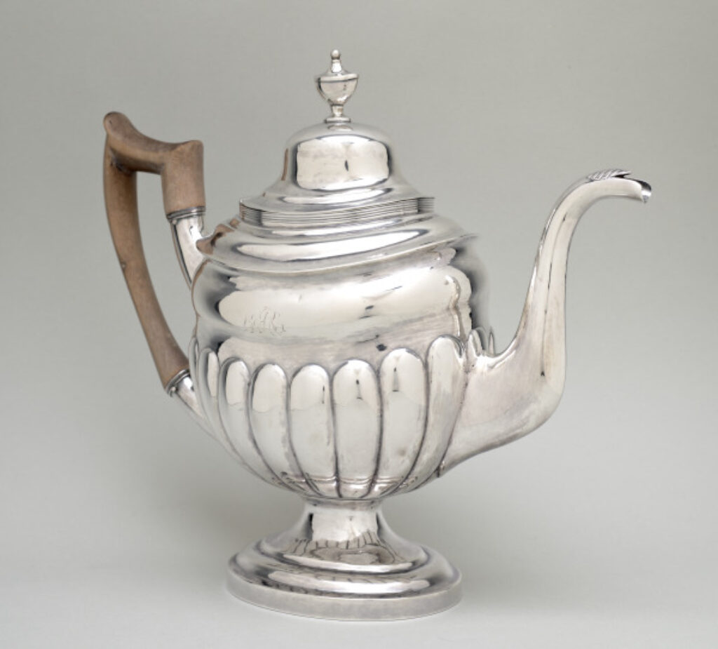 Teapot - Image 2