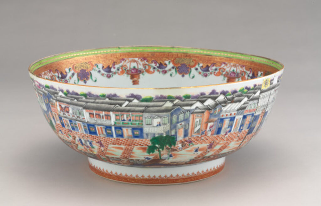 European Market Bowl Depicting Canton Hongs - Image 6