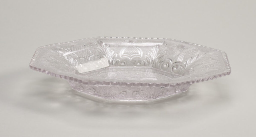 ‘Beehive & Thistle’ Plate - Image 1