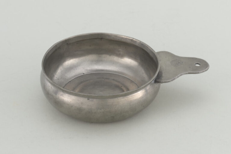Porringer