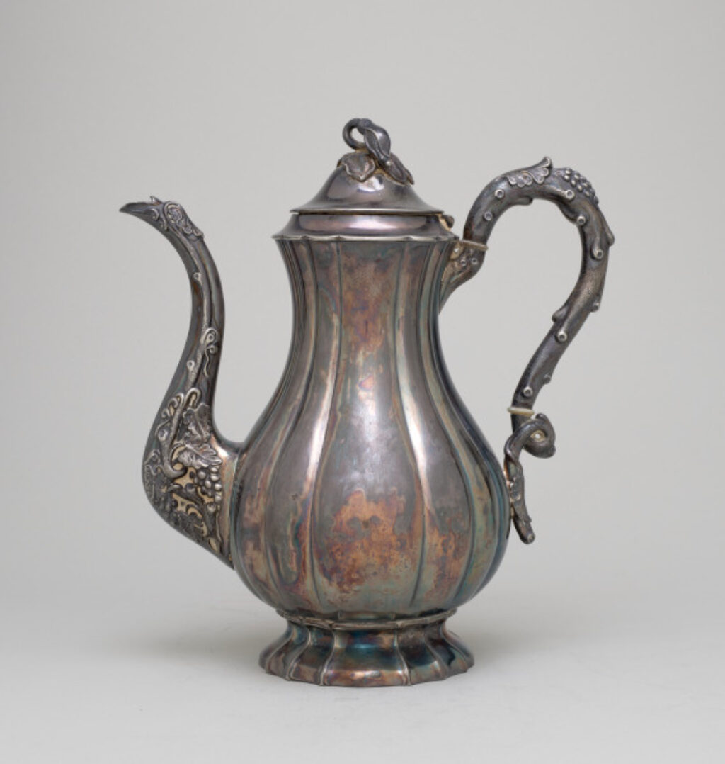 Teapot - Image 1