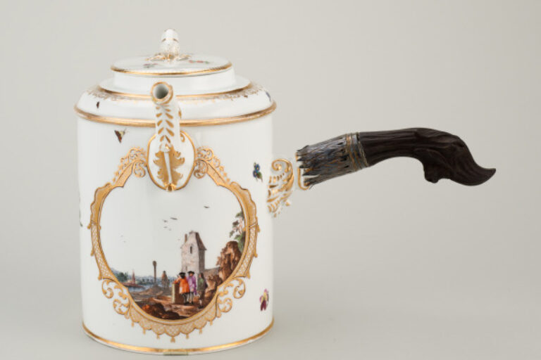 Chocolate Pot and Cover