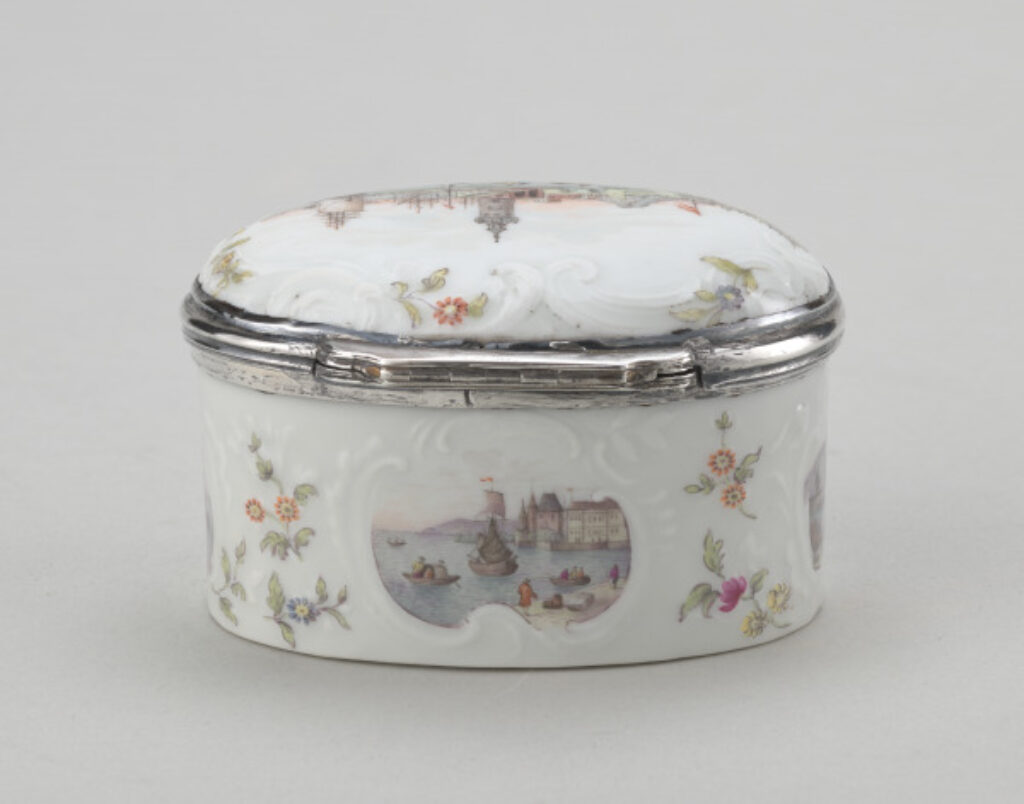 Oval Snuffbox - Image 4
