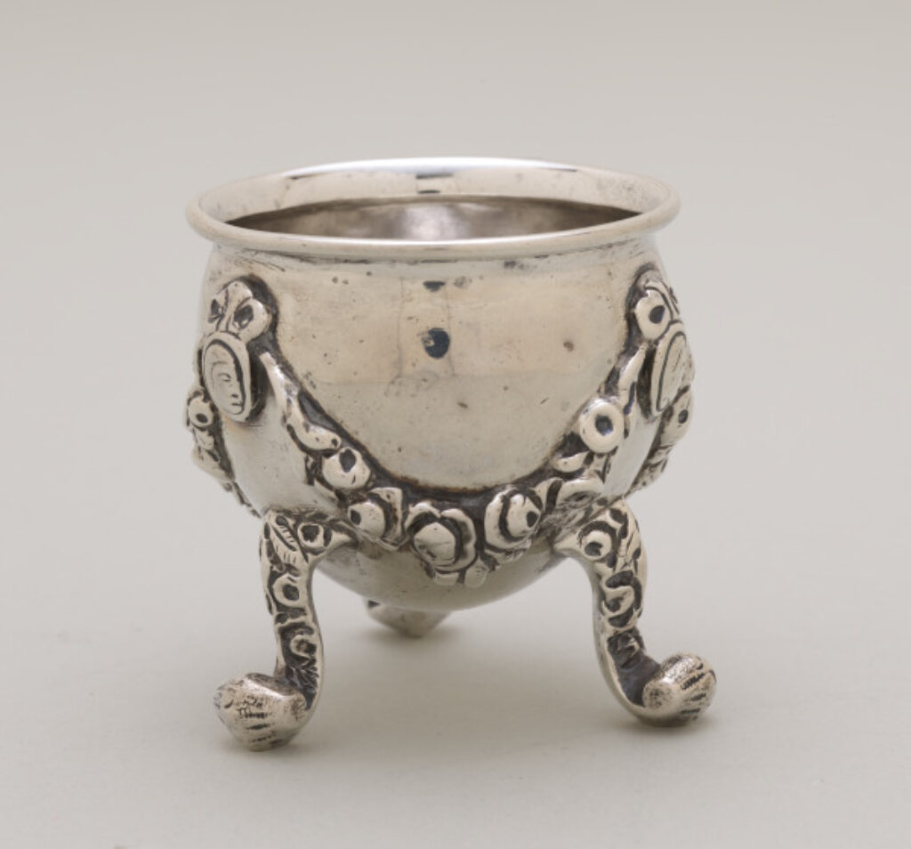 Salt Cellar - Image 7