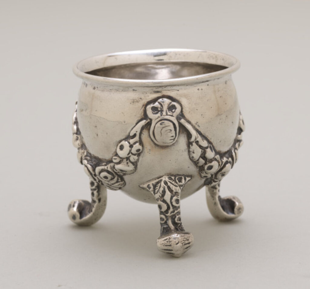 Salt Cellar - Image 4