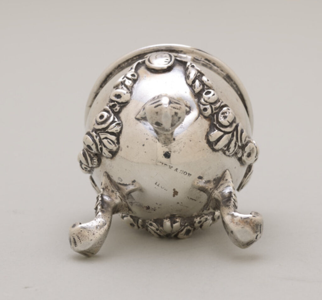 Salt Cellar - Image 3