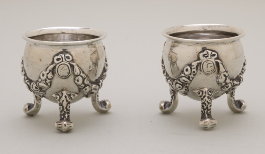 Salt Cellar - Image 2