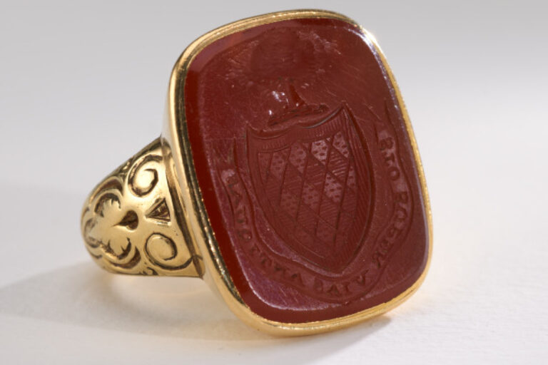 Signet Ring