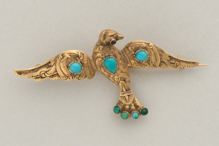"BIRD IN FLIGHT" BROOCH