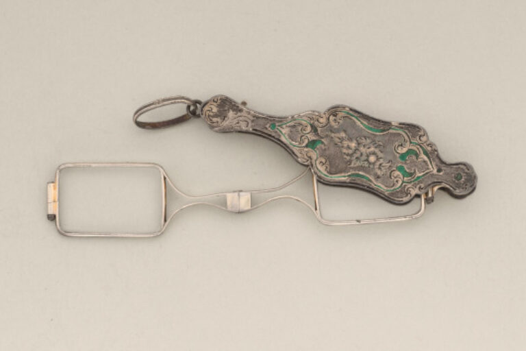 Lorgnette