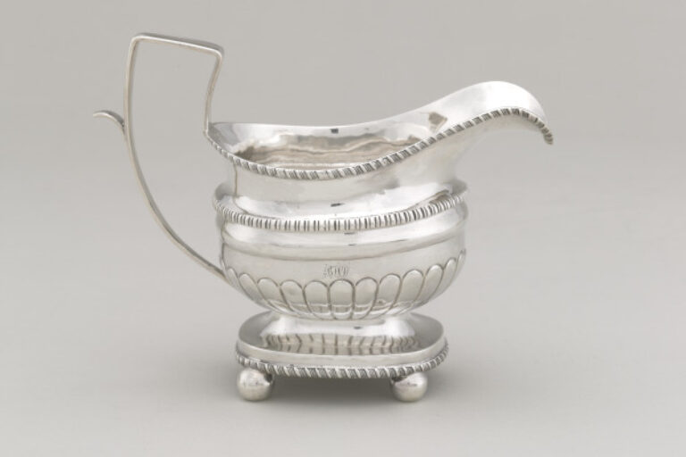Cream Pot