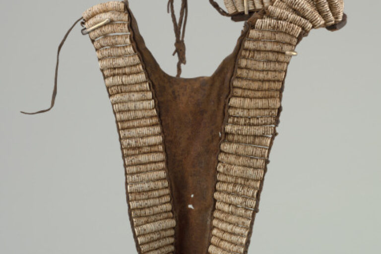 Unmarried Woman’s Apron (Nyrach)