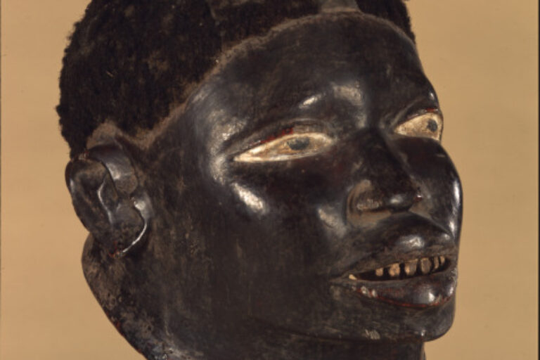Female Mask (Lipiko)