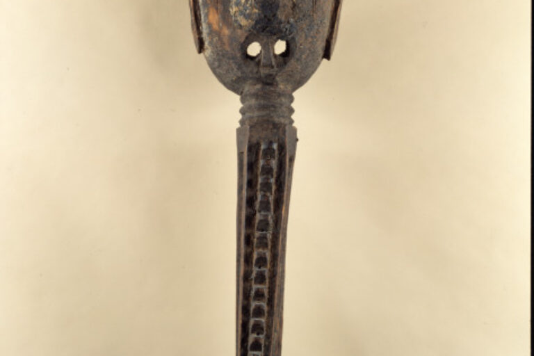 Male Mask Representing a Hyena (Kòmasu)