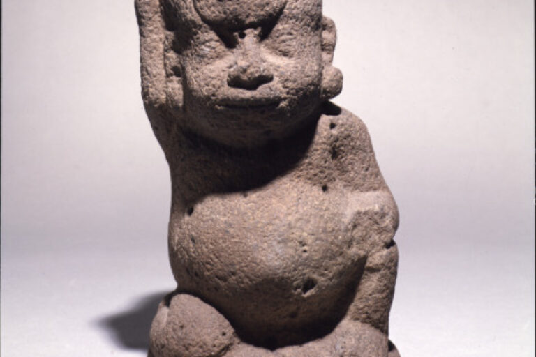 Figure in the form of a dwarf