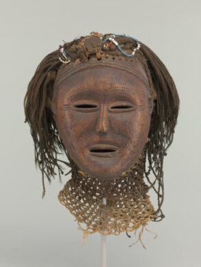 Mask (Mwana wa Pwevo)