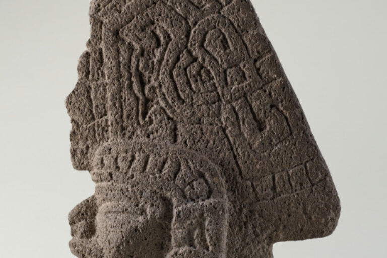 Head for Ballgame (Hacha)