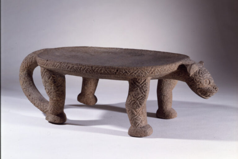 Jaguar Metate