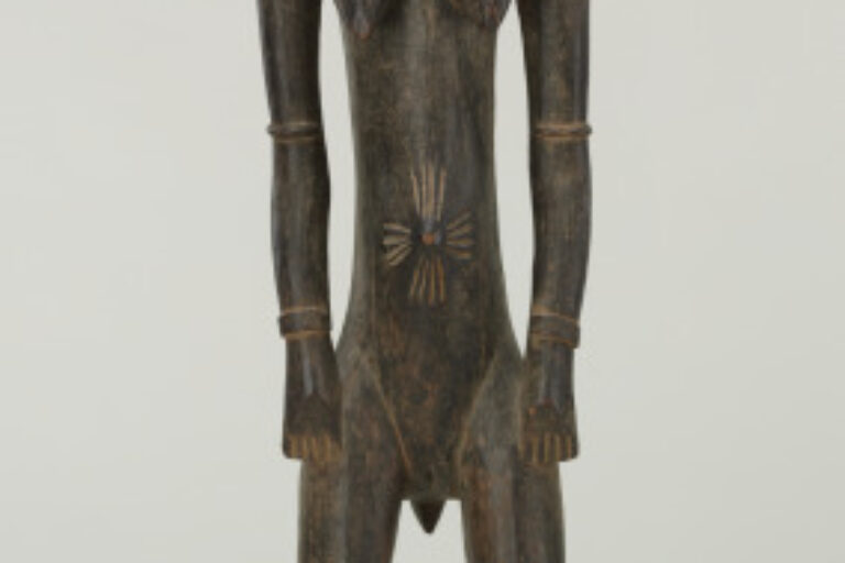 Female Ancestral Figure (Pòròpya)