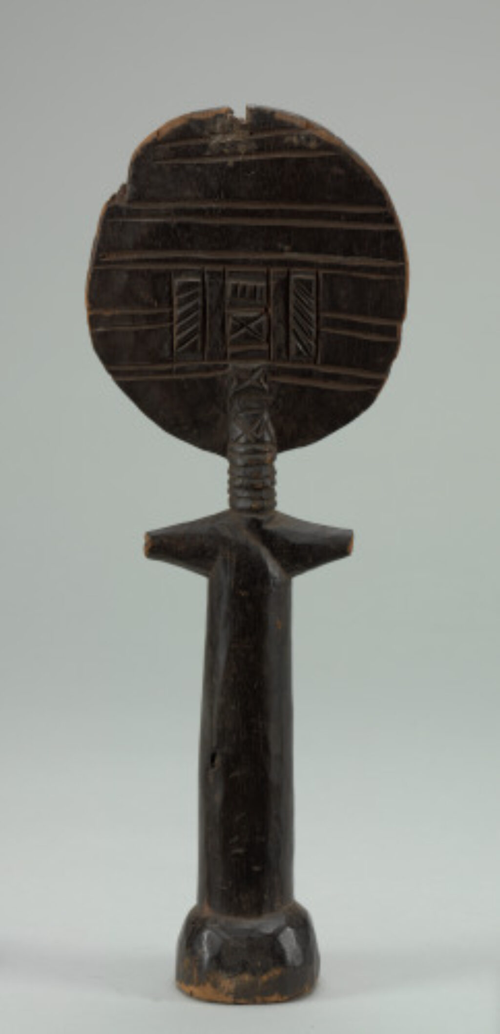 Female figure (Akua’ba) - Image 2