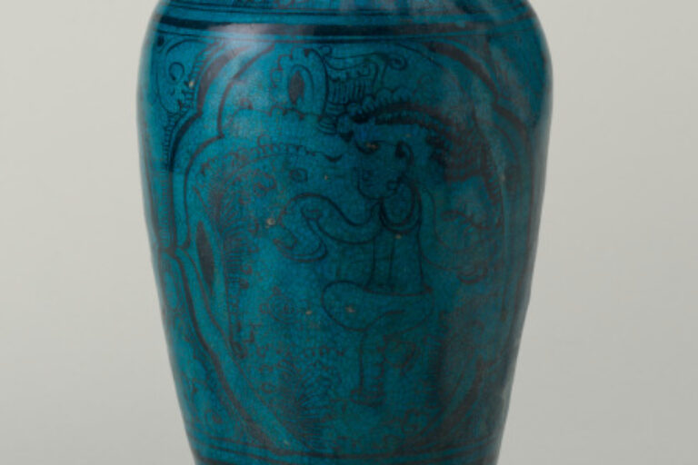 Cizhou-ware Bottle with Figural Decoration