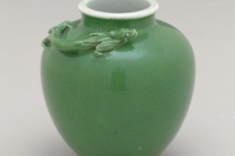 Vase with Dragon on Shoulder