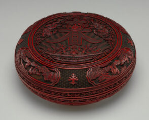 Presentation Box Decorated with Auspicious Emblems