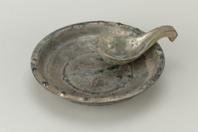 Spoon with Dragon-Head Handle