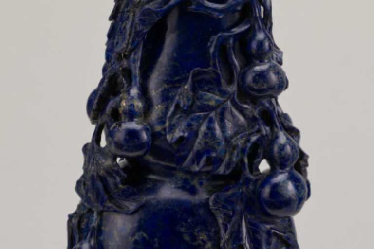 Covered Double Gourd Vase