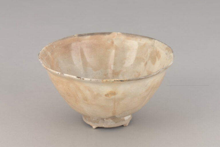Lobed Bowl