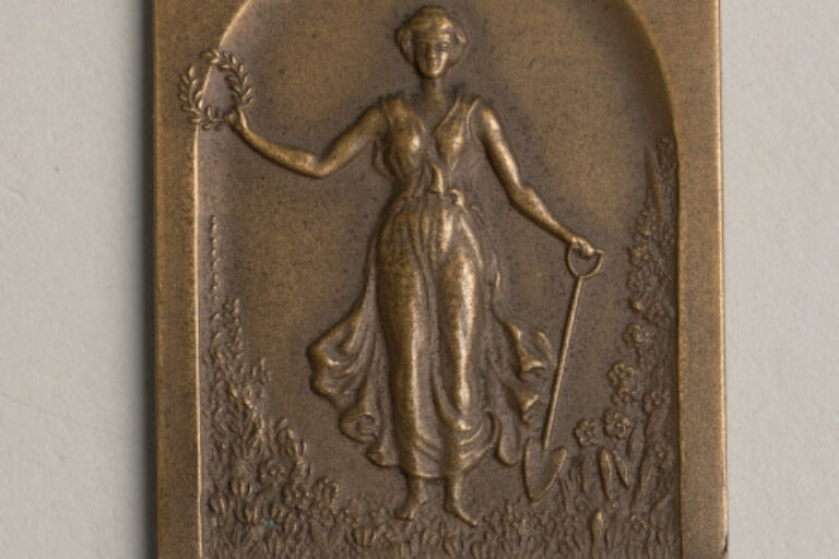 "GARDEN CLUB OF AMERICA" MEDAL