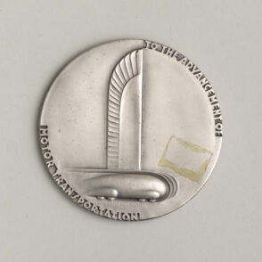 “General Motors, 25th Anniversary” Medal
