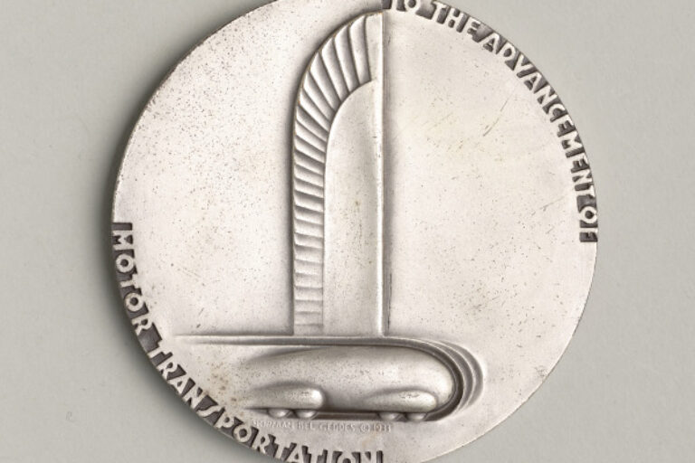 "20TH ANNIVERSARY OF GENERAL MOTORS" MEDAL