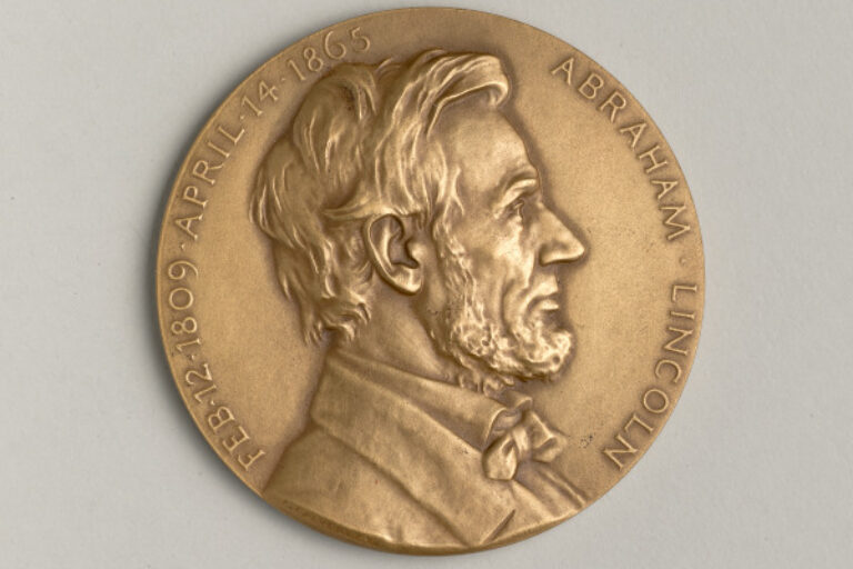 "ABRAHAM LINCOLN" MEDAL