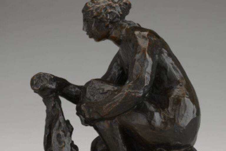 SMALL STOOPING WASHERWOMAN