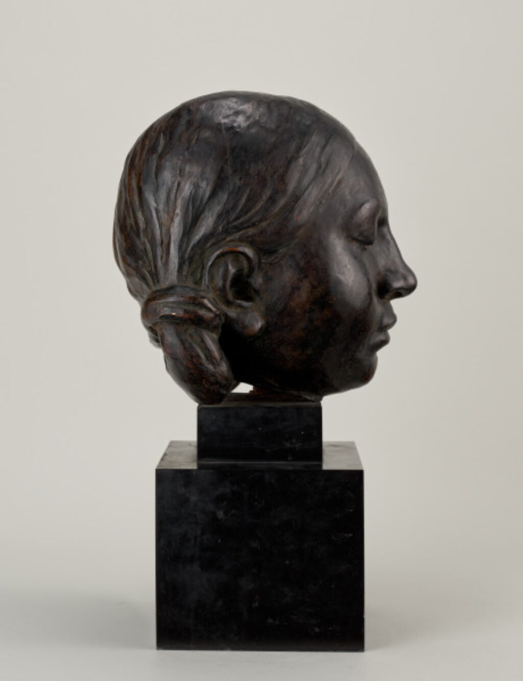 Head of a Hindu Woman - Image 3